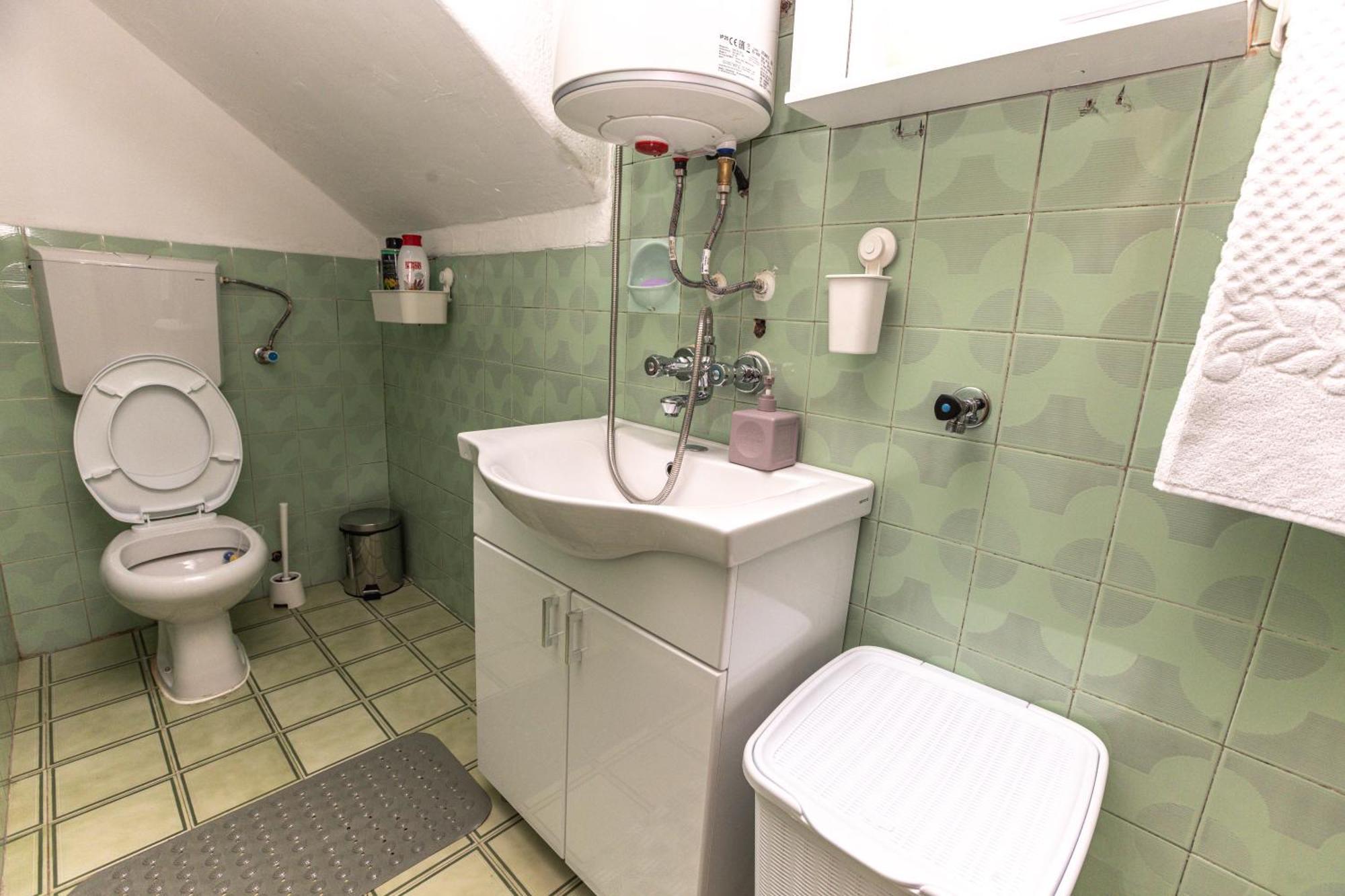 Apartmani Bulevar Cetinje Exterior foto